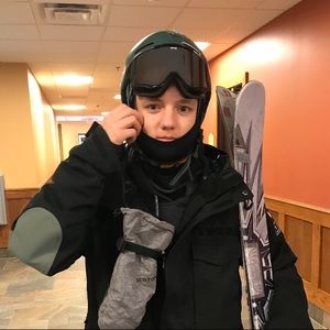 Meet your Posher, Derek